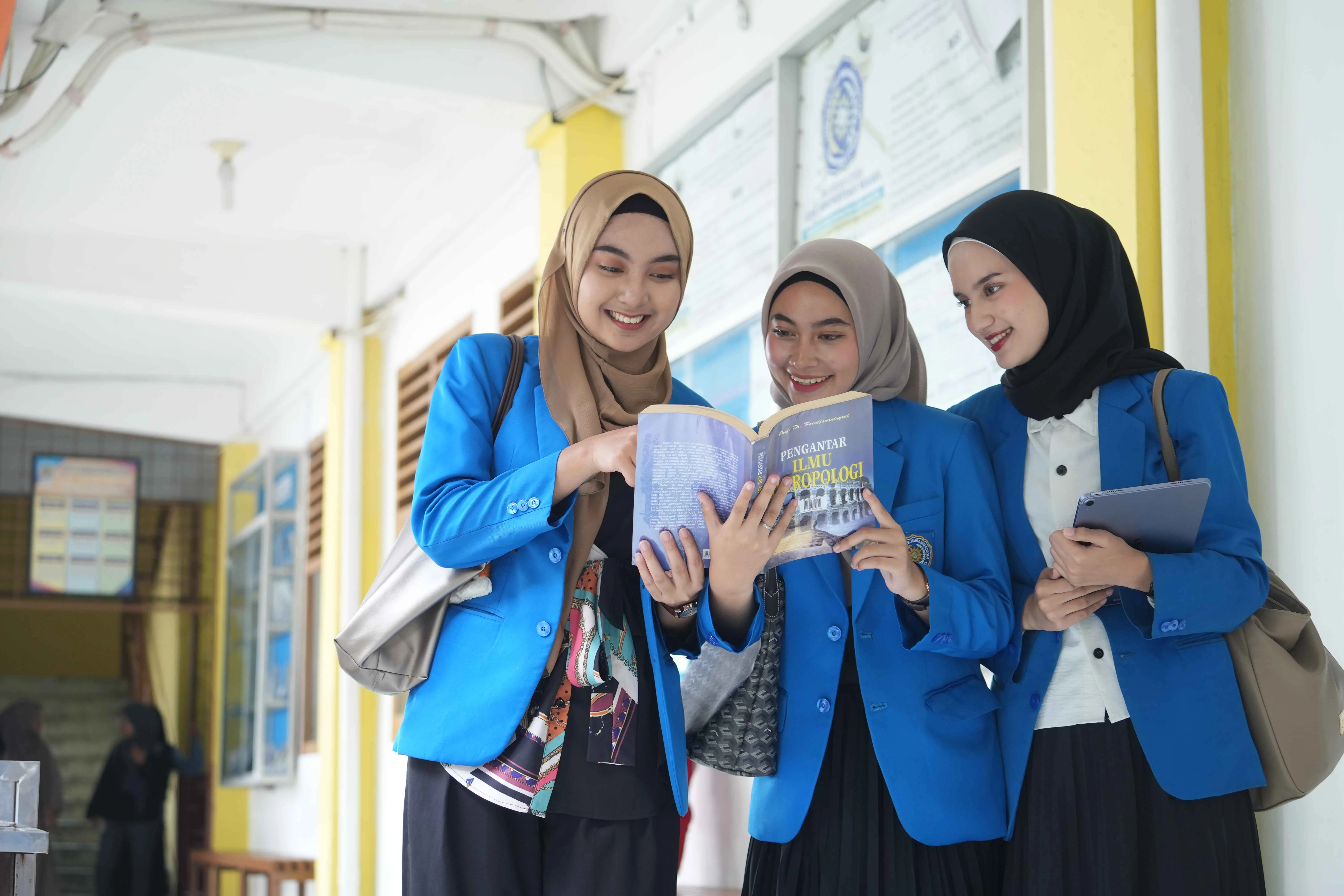 Suasana pendaftaran mahasiswa baru